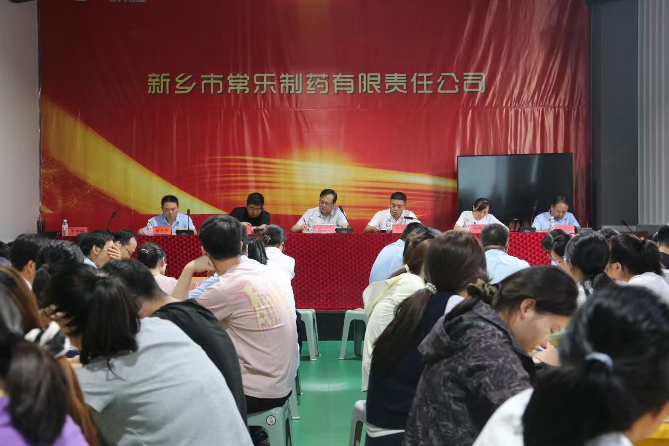 180edc6090b70127c68fdb72e846ce51.jpg 180edc6090b70127c68fdb72e846ce51.jpg