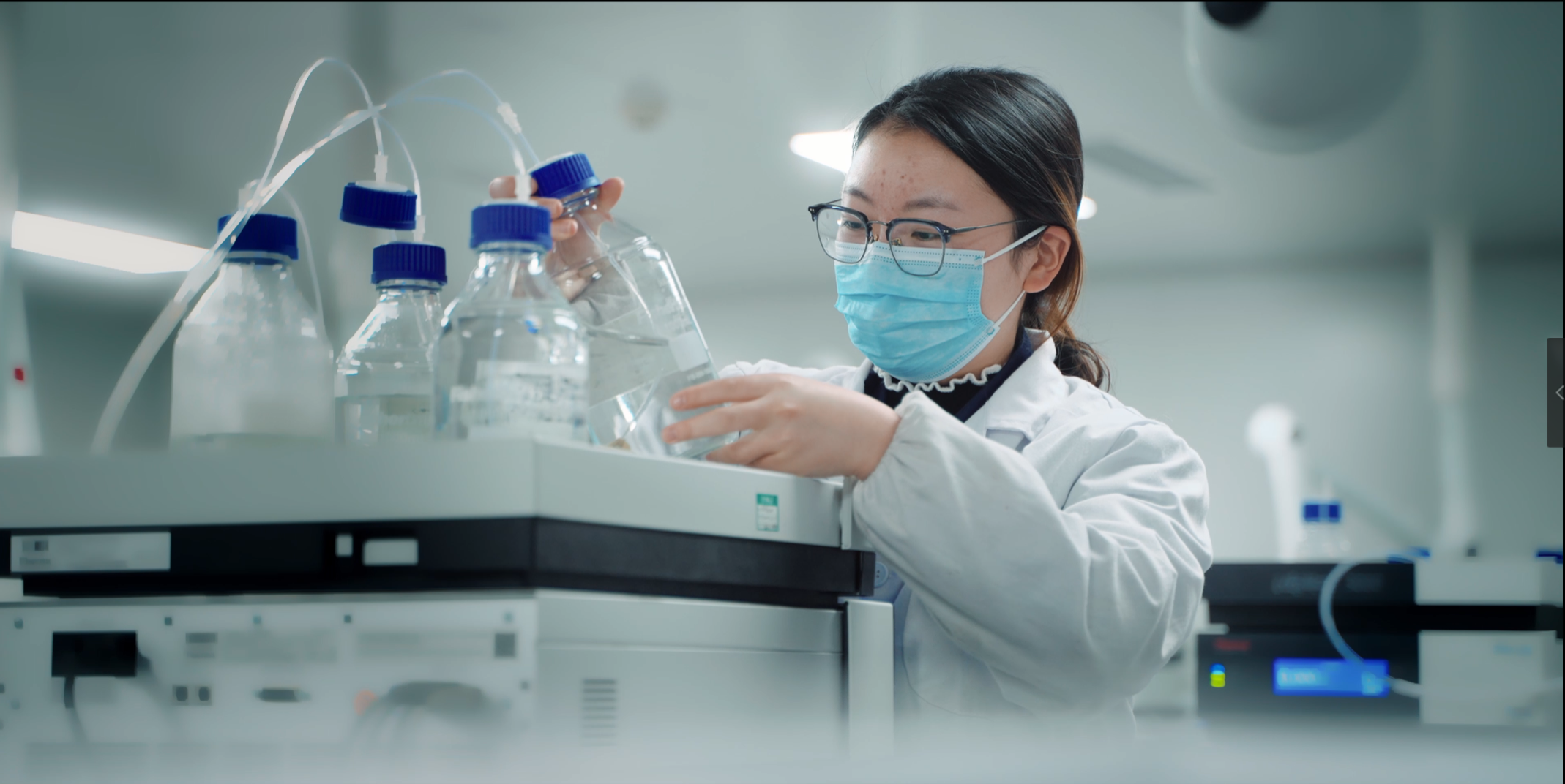 屏幕截图 2022-03-30 113503.png 屏幕截图 2022-03-30 113503.png